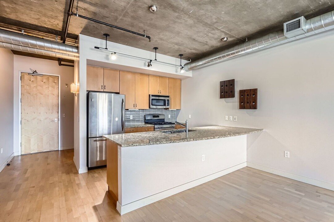 2229 Blake St in Denver, CO - Building Photo