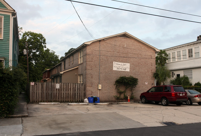 49 Pitt St in Charleston, SC - Building Photo - Building Photo