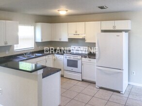 8719 N Brooks St in Tampa, FL - Building Photo - Building Photo