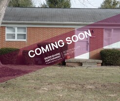 4246 E 73rd 1/2 Ave in Terre Haute, IN - Building Photo