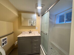 115 Elm St, Unit 1 in Somerville, MA - Foto de edificio - Building Photo