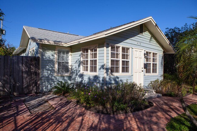 419 43rd St in West Palm Beach, FL - Foto de edificio - Building Photo