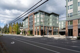 Triton Court in Lynnwood, WA - Building Photo - Building Photo