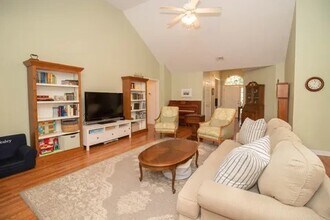 241 Bainbridge Dr in Aiken, SC - Building Photo - Building Photo