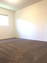 2710 S King St in Seattle, WA - Building Photo - Building Photo