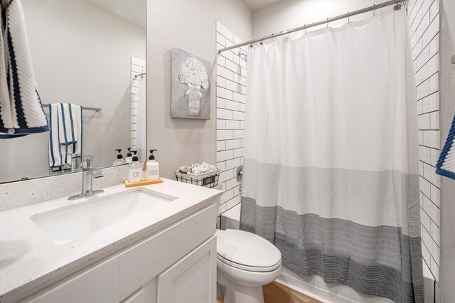 12107 Bear River Dr in Shenandoah, TX - Foto de edificio - Building Photo