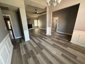 402 Wilmington Dr in Warner Robins, GA - Building Photo - Building Photo