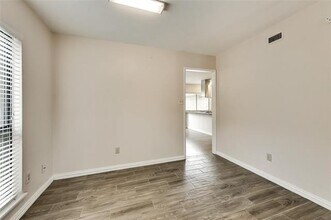 5535 Squires Dr in The Colony, TX - Building Photo - Building Photo