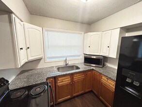 8214 Herlong Rd in Jacksonville, FL - Building Photo - Building Photo