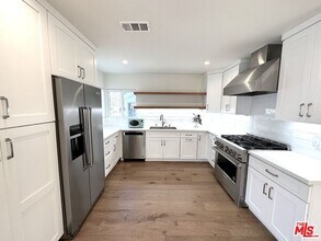 11926 Juniette St in Culver City, CA - Building Photo - Building Photo