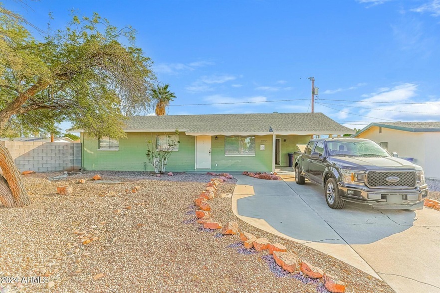 1206 W 15th St, Unit 7-211 in Tempe, AZ - Building Photo