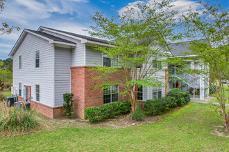 Azalea Park Apartments in Summerville, SC - Foto de edificio - Building Photo