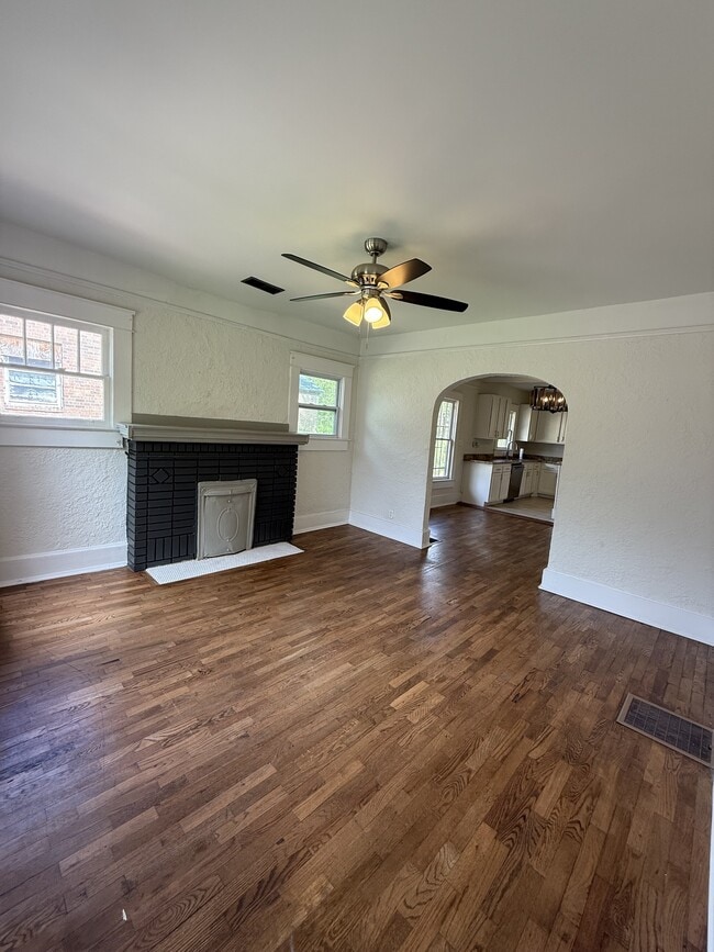 1225 15th Way SW in Birmingham, AL - Building Photo - Building Photo