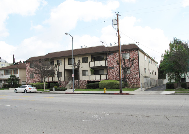 5838 Whitsett Ave in North Hollywood, CA - Building Photo - Building Photo