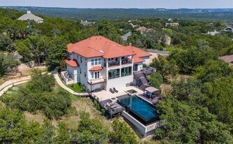 405 Barrett Ln in Austin, TX - Building Photo