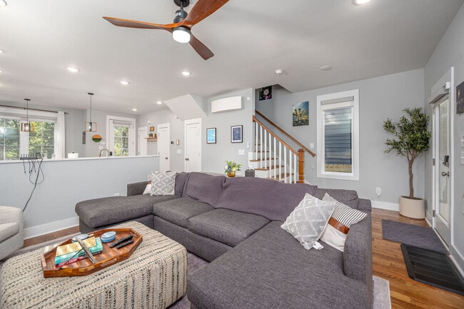 2805 Lindbergh St in Durham, NC - Building Photo - Building Photo