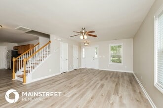 713 Blue Lake Dr in Mebane, NC - Building Photo - Building Photo