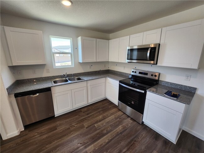 1848 E Spring Way in Mohave Valley, AZ - Building Photo - Building Photo