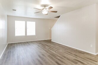 5002 Roth Forest Ln in Spring, TX - Building Photo - Building Photo