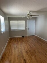 900 N University Blvd in Norman, OK - Foto de edificio - Building Photo