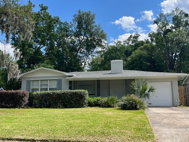 4256 Garibaldi Ave in Jacksonville, FL - Foto de edificio
