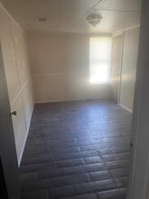 1005 St Louis St in Gatesville, TX - Building Photo - Building Photo
