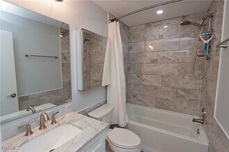 8109 Country Rd in Ft. Myers, FL - Building Photo - Building Photo