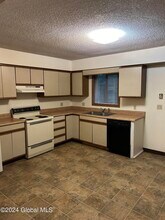 7112 Antioch Rd in Middle Grove, NY - Building Photo - Building Photo