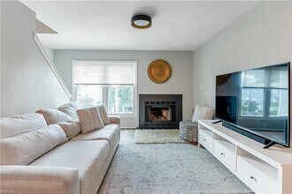 1301 Hampton Blvd in Norfolk, VA - Building Photo - Building Photo