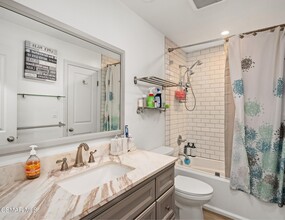 28947 Thousand Oaks Blvd in Agoura Hills, CA - Building Photo - Building Photo