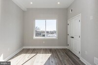 2710 Ridge Ave photo'