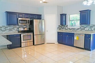3025 Ronay Dr in Forest Hill, TX - Building Photo - Building Photo