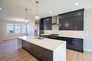 2736 W Lumber Ln in Coeur d'Alene, ID - Building Photo