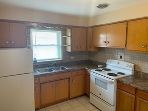 3109 Calwagner St, Unit 1W in Franklin Park, IL - Building Photo - Building Photo