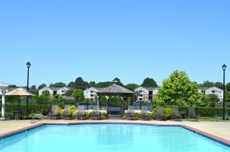 Belmont at York in Yorktown, VA - Building Photo - Building Photo