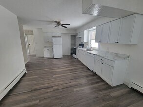 491 Brakel Point Dr, Unit 491 Brakel Point in Traverse City, MI - Building Photo - Building Photo