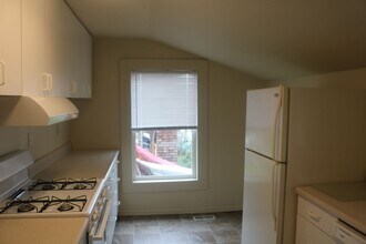 226 NW 14th Ave in Camas, WA - Building Photo - Building Photo