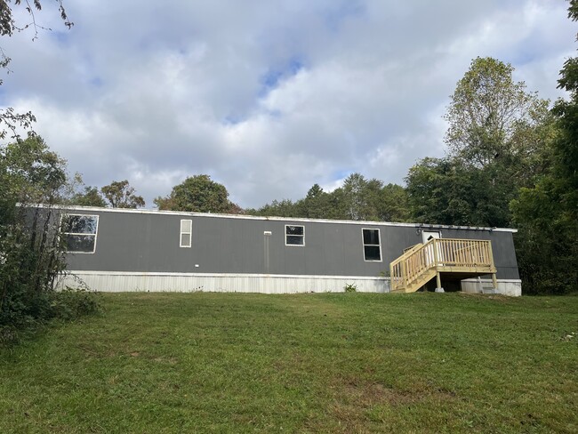 property at 23 Brinwood Dr