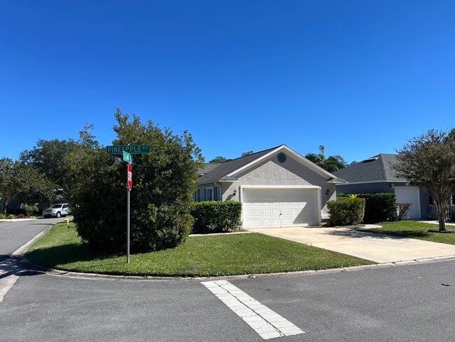 453 Island View Cir in St. Augustine, FL - Building Photo - Building Photo