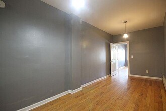 430 New York Ave-Unit -1L in Jersey City, NJ - Building Photo - Building Photo