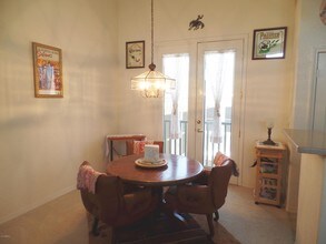 15221 N Clubgate Dr-Unit -2144 in Scottsdale, AZ - Building Photo - Building Photo