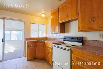 811 S State St in Hemet, CA - Building Photo - Building Photo