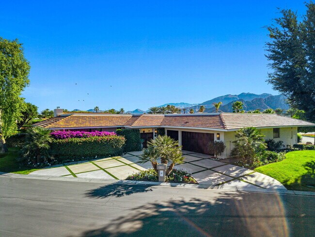 6 Exeter Ct in Rancho Mirage, CA - Building Photo - Building Photo