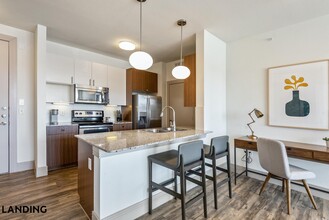 660 Yorktown St, Unit 3304 in Dallas, TX - Foto de edificio - Building Photo