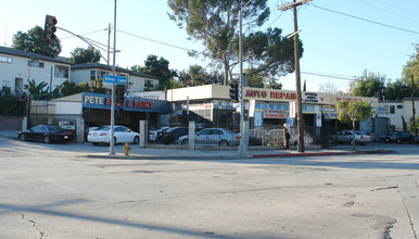 3125 London St in Los Angeles, CA - Building Photo - Building Photo