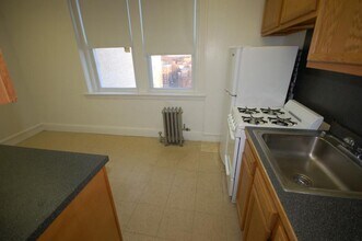 1754 Commonwealth Ave, Unit 30 in Boston, MA - Building Photo - Building Photo