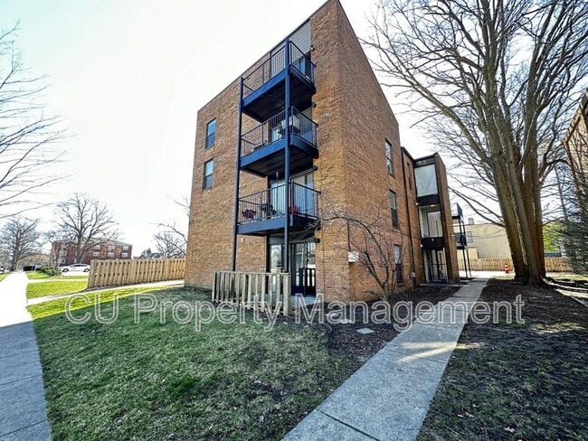 property at 609 W Church St