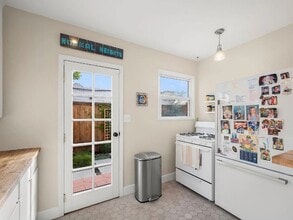 4732 Oregon St in San Diego, CA - Foto de edificio - Building Photo