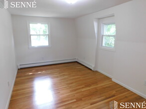 5 Middle St in Lexington, MA - Building Photo - Building Photo