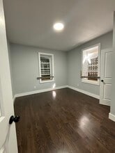 304-306 Renner Ave, Unit 1 in Newark, NJ - Building Photo - Building Photo